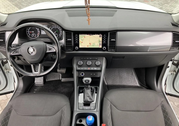 Skoda Kodiaq cena 89900 przebieg: 235000, rok produkcji 2017 z Białogard małe 154